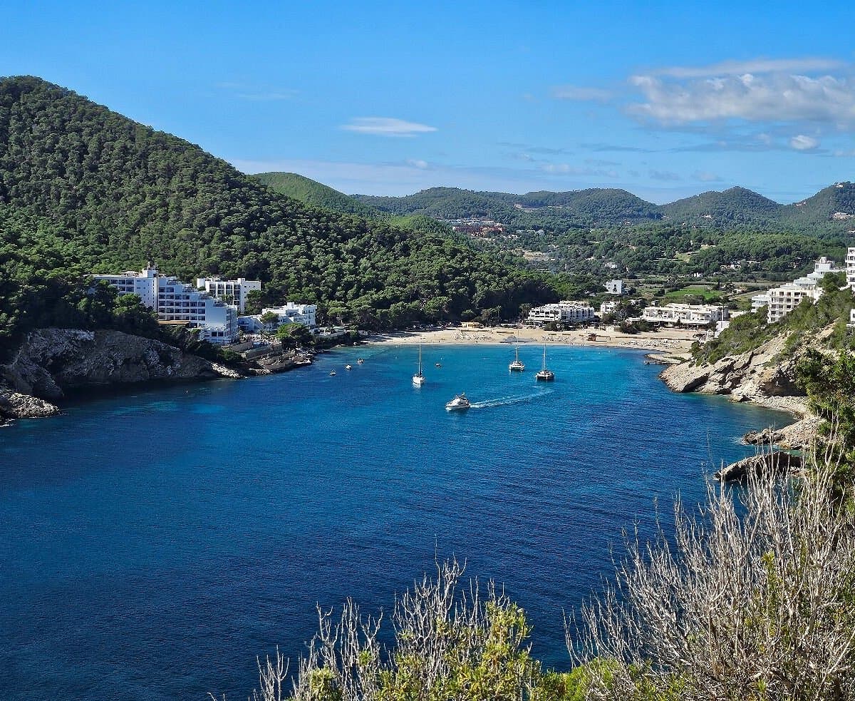 Cala Llonga