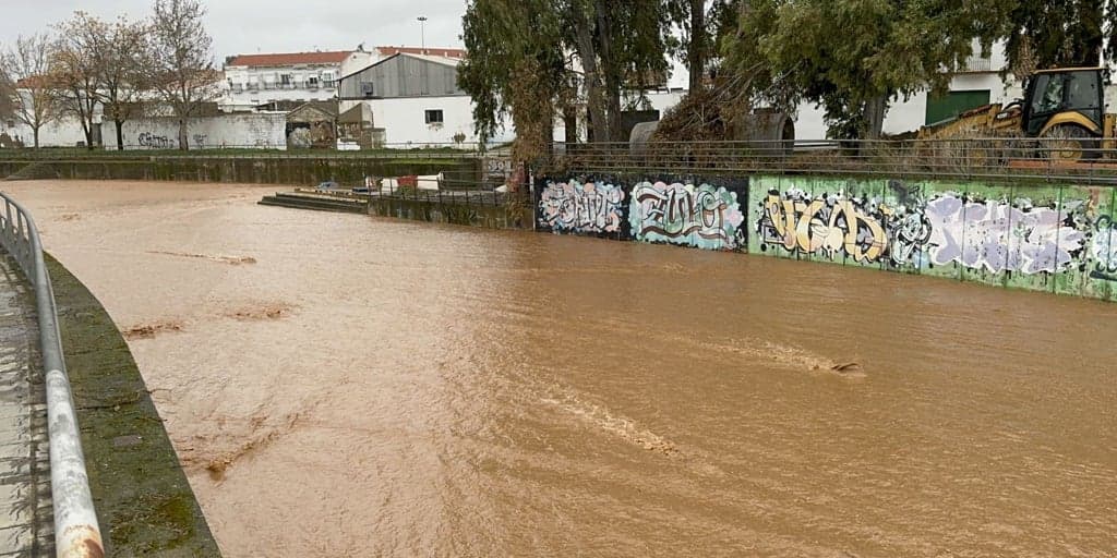 España, en alerta por la borrasca Kristin: la situación actual comunidad por comunidad